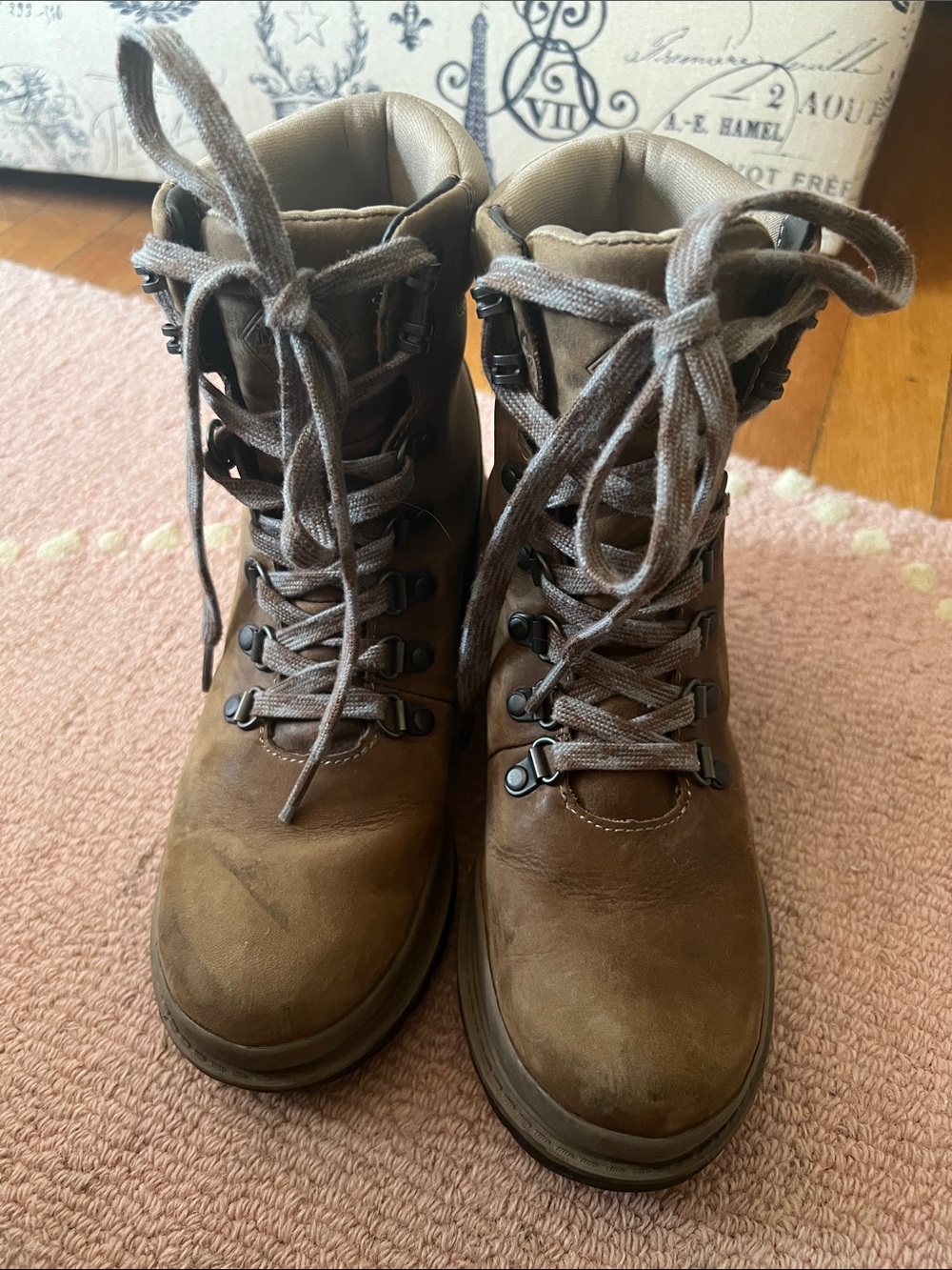 Women's Taupe Lace-Up Winter Boots